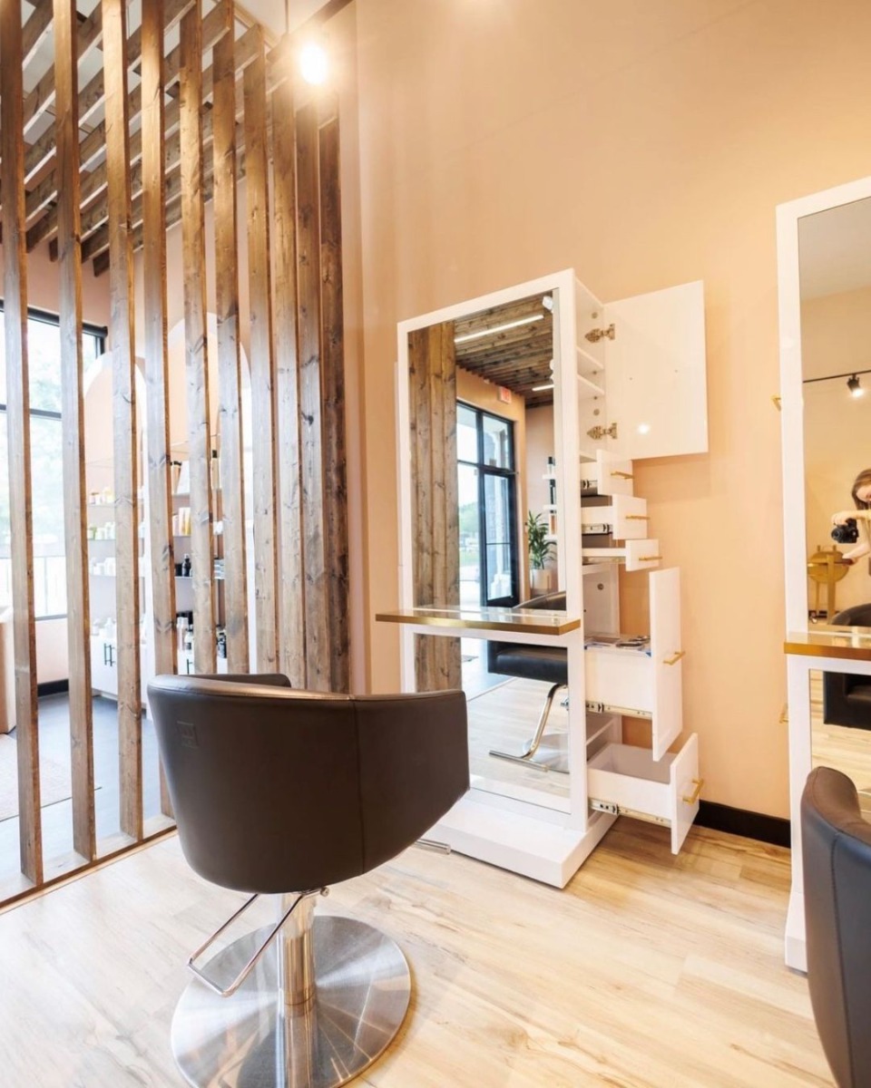 high-quality salon stations worth investing in