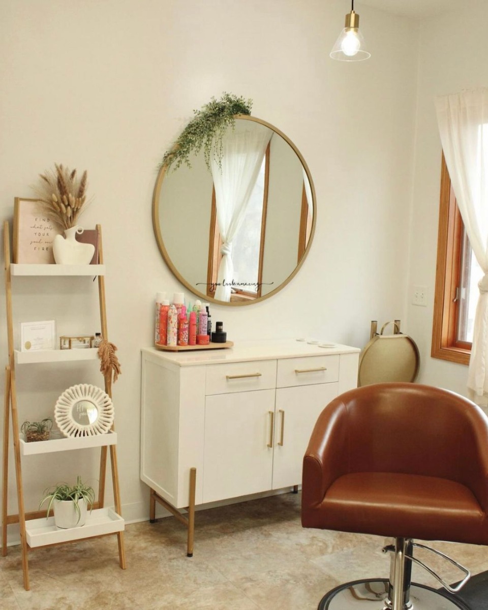 styling station in eco-friendly hair salon